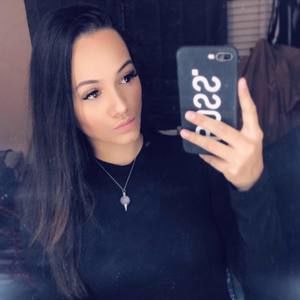 Meet your Posher, Celeste